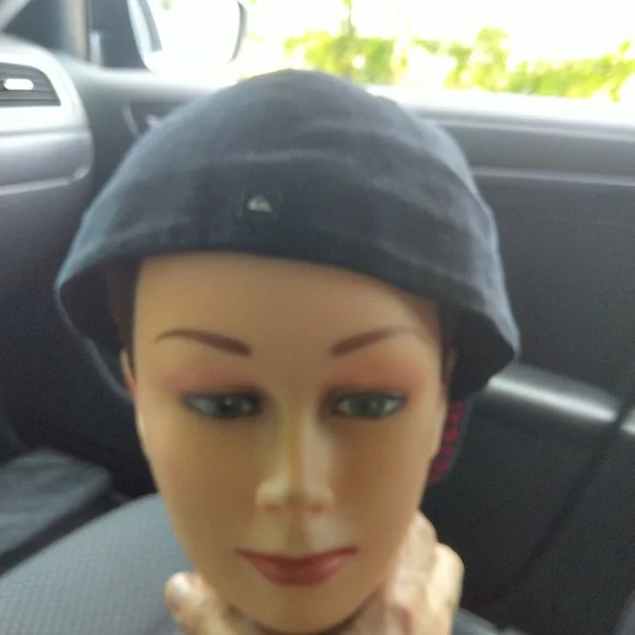 Quicksilver cap - Picture 3 of 4